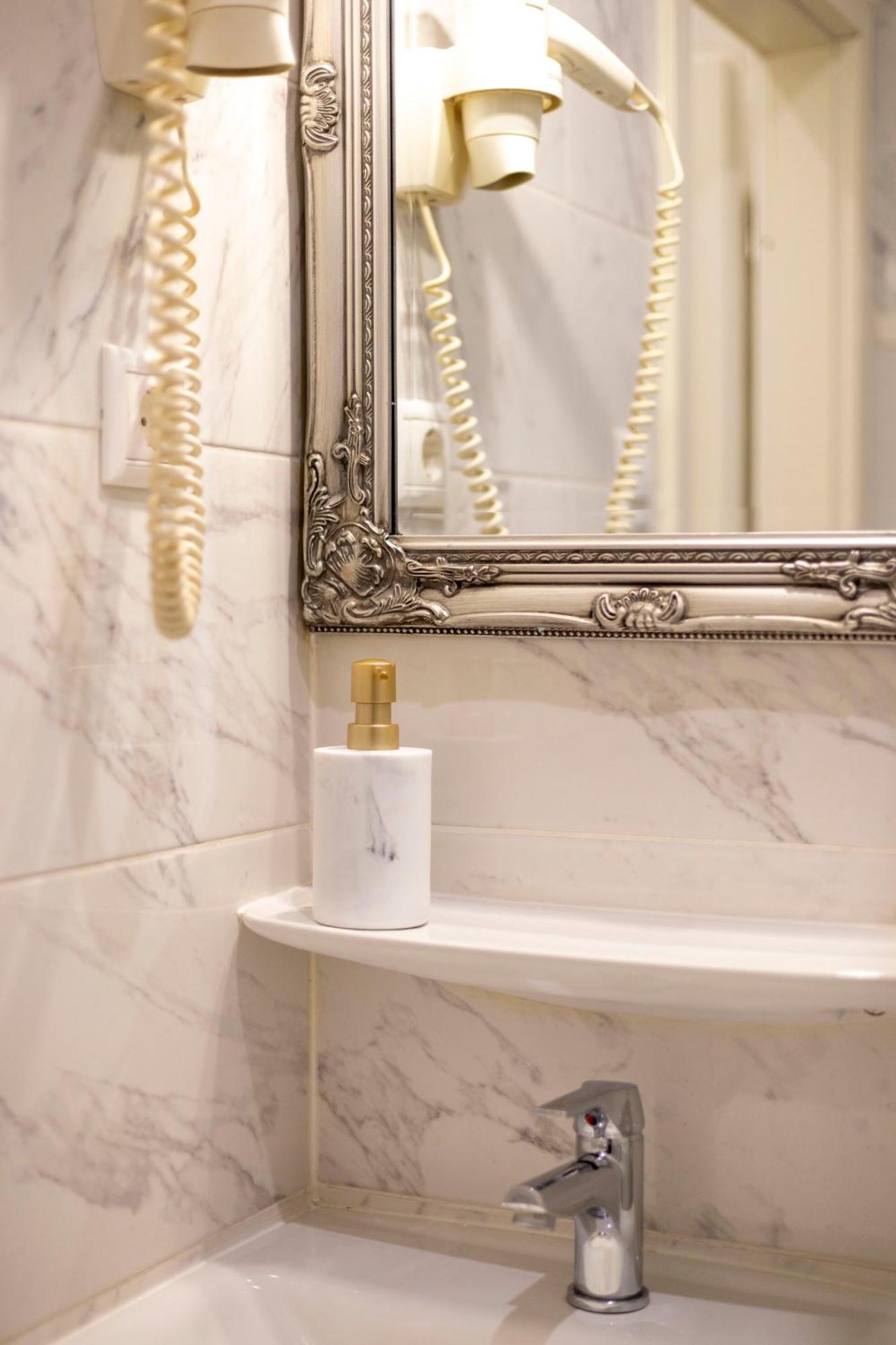 Exclusive Private Residence In The Center Of Bp W 4Bedrms, 4 Bathrms Budapest Ngoại thất bức ảnh